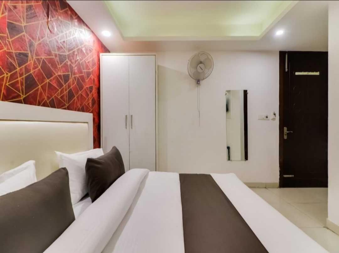 Hotel O Galaxy Stay Nowe Delhi Zewnętrze zdjęcie